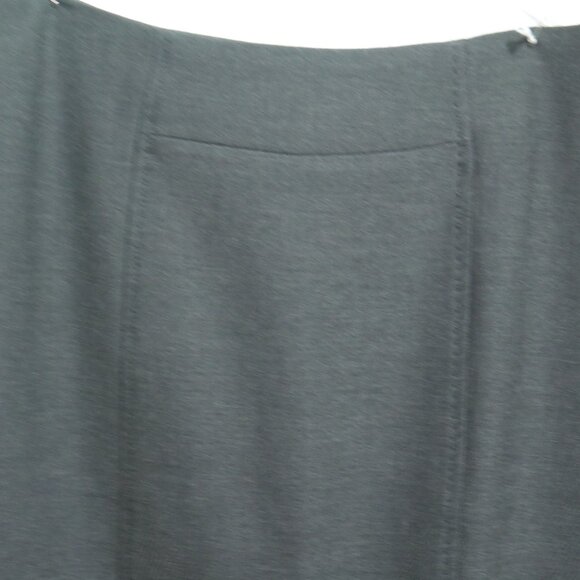 Ann Taylor LOFT Petites Black Pencil Mini Skirt - Size 2P - Picture 12 of 14